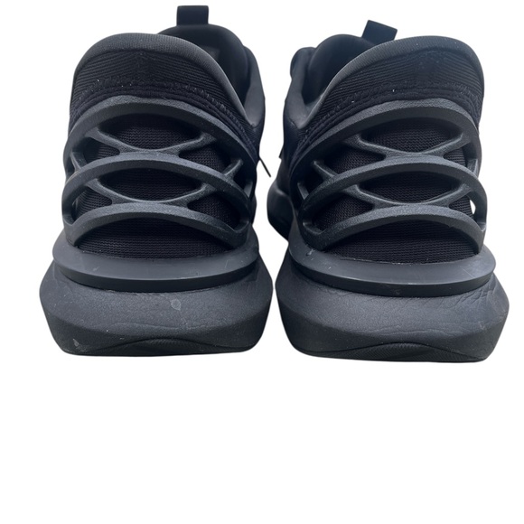 Kizik Men's 11W Athens 2 Hands-Free Black Athletic Shoes - Picture 3 of 7